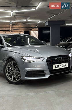 Седан Audi S6 2016 в 