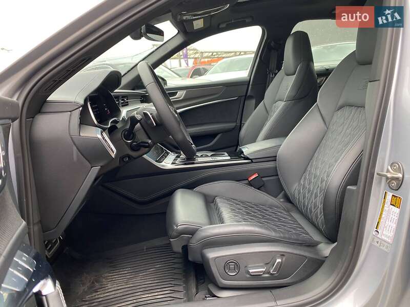 Седан Audi S6 2023 в Львові