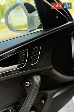 Седан Audi S6 2015 в 