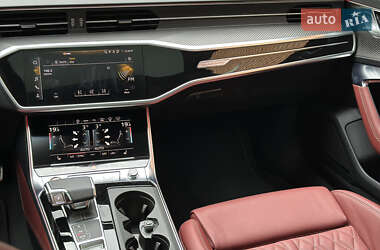 Седан Audi S6 2022 в 