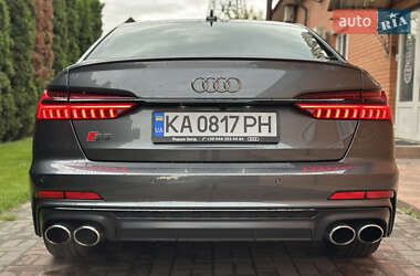 Седан Audi S6 2022 в 