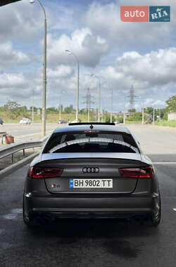 Седан Audi S6 2016 в 
