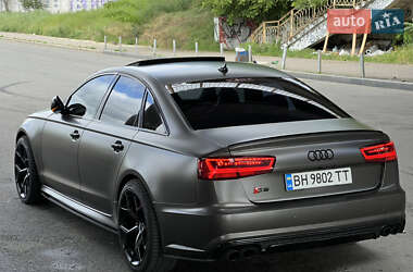 Седан Audi S6 2016 в 