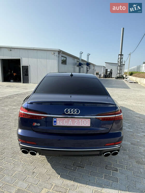 Седан Audi S6 2020 в Львове