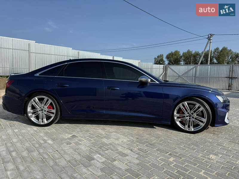 Седан Audi S6 2020 в Львове