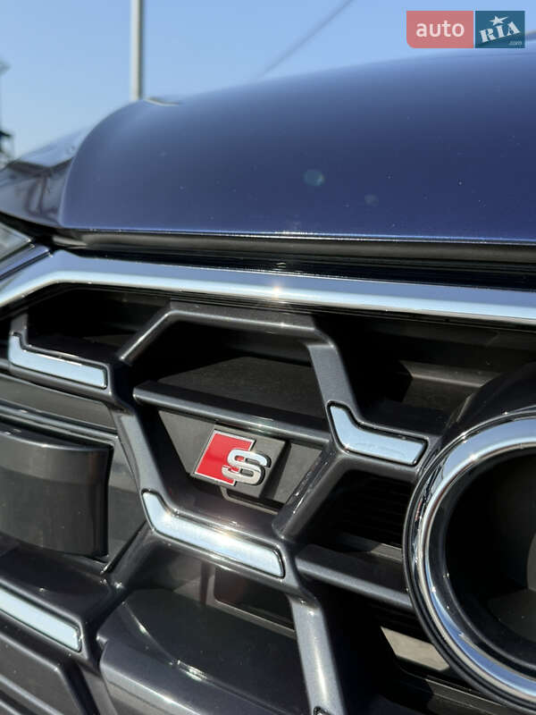 Седан Audi S6 2020 в Львове