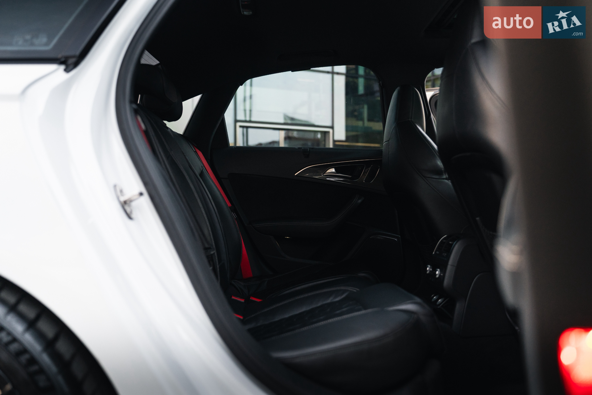 2015 Audi S6 - мініатюра 9