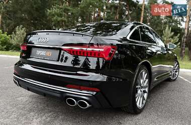Седан Audi S6 2021 в 