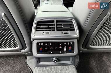 Седан Audi S6 2021 в 