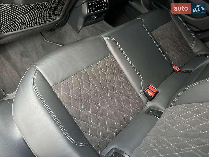Седан Audi S6 2020 в Киеве