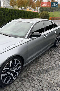 Седан Audi S6 2014 в 