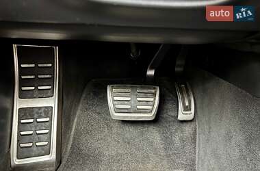 Седан Audi S6 2016 в 