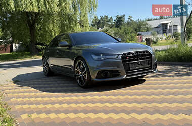Седан Audi S6 2016 в 