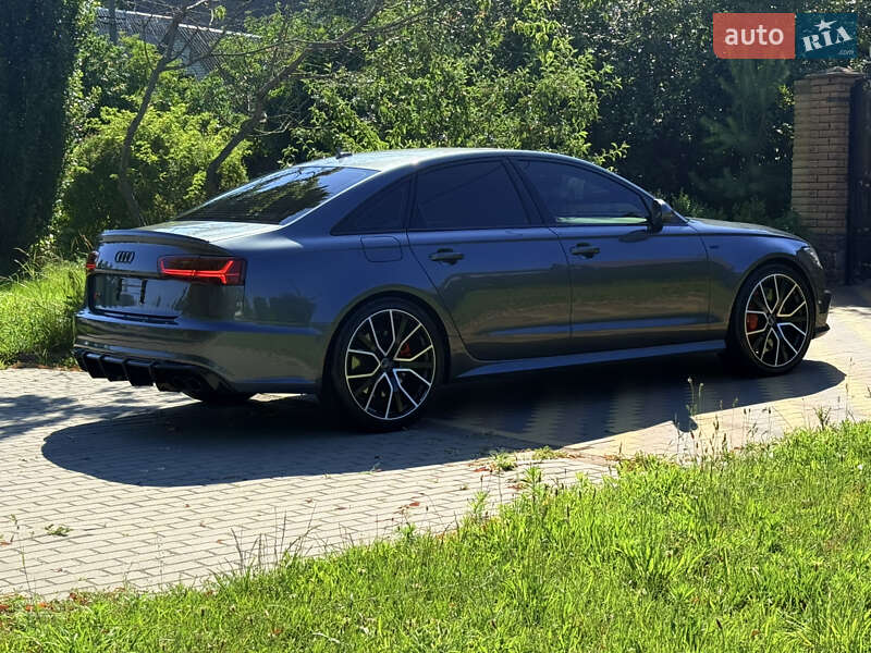 Седан Audi S6 2016 в Киеве