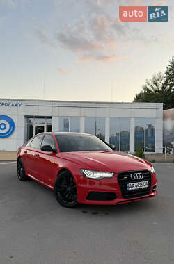 Седан Audi S6 2012 в 