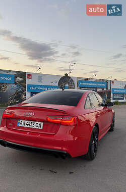 Седан Audi S6 2012 в 