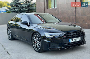 Седан Audi S6 2021 в 