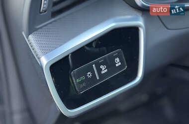 Седан Audi S6 2021 в 