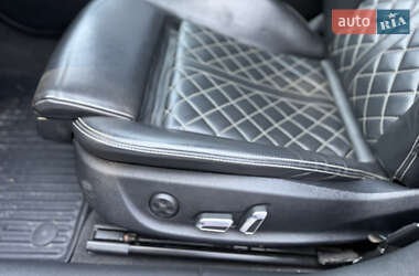 Седан Audi S6 2017 в 