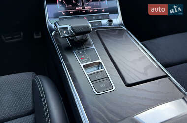 Седан Audi S6 2022 в 