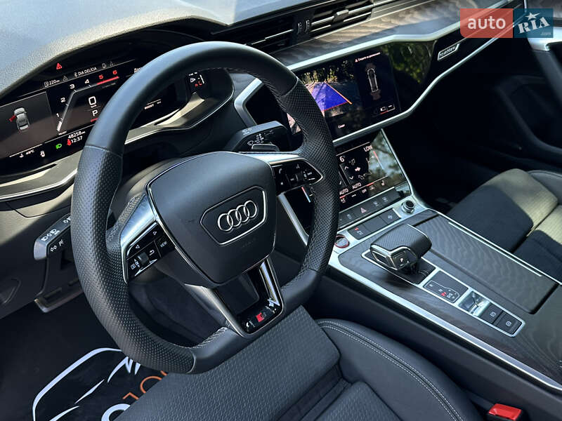 Седан Audi S6 2022 в Гостомелі