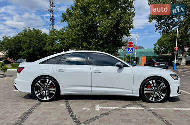 Седан Audi S6 2019 в 