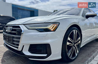 Седан Audi S6 2019 в 