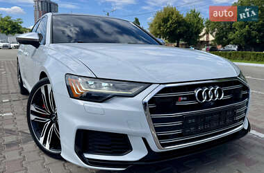 Седан Audi S6 2019 в 