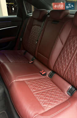 Седан Audi S6 2020 в 