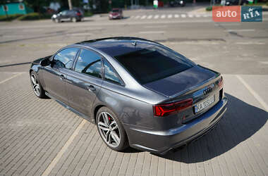 Седан Audi S6 2017 в 