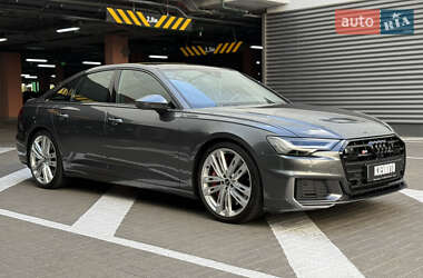 Седан Audi S6 2021 в 