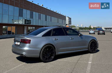 Седан Audi S6 2014 в 