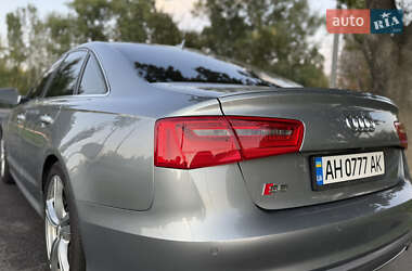Седан Audi S6 2013 в 