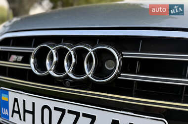 Седан Audi S6 2013 в 
