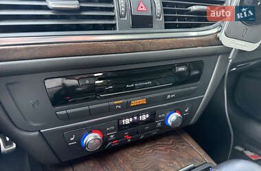 Седан Audi S6 2013 в 