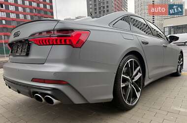 Седан Audi S6 2021 в 