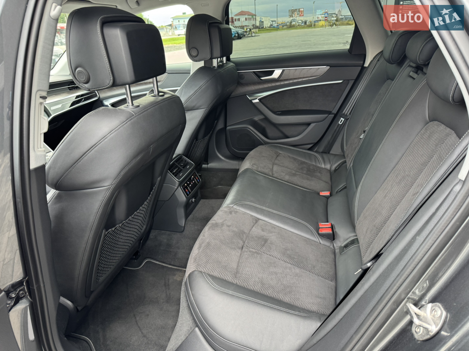 2019 Audi S6 - мініатюра 16