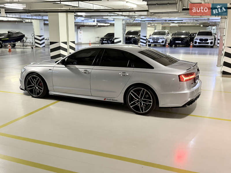 Седан Audi S6 2016 в Киеве