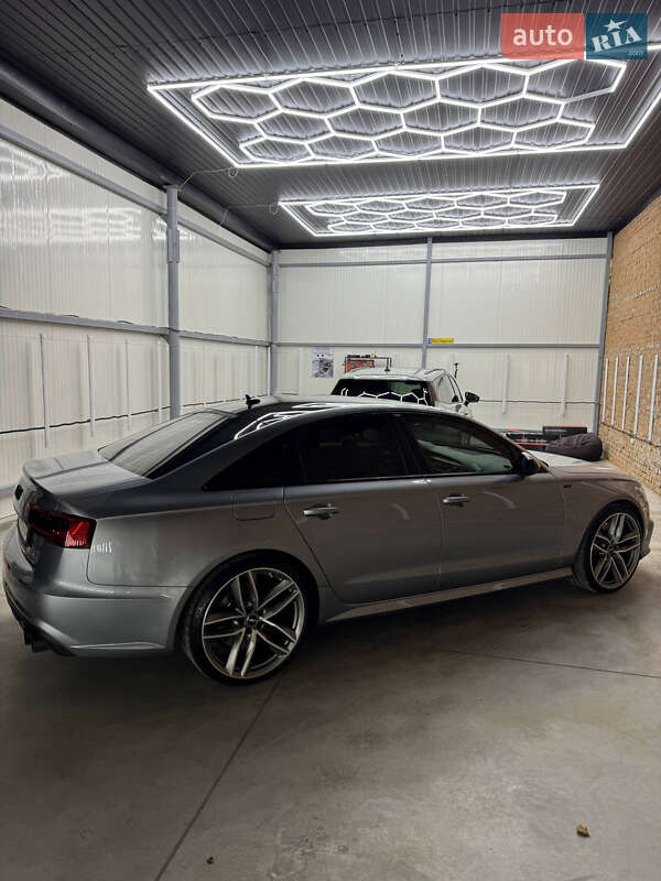 Седан Audi S6 2016 в Киеве фото 4 Седан Audi S6 2016 в Киеве