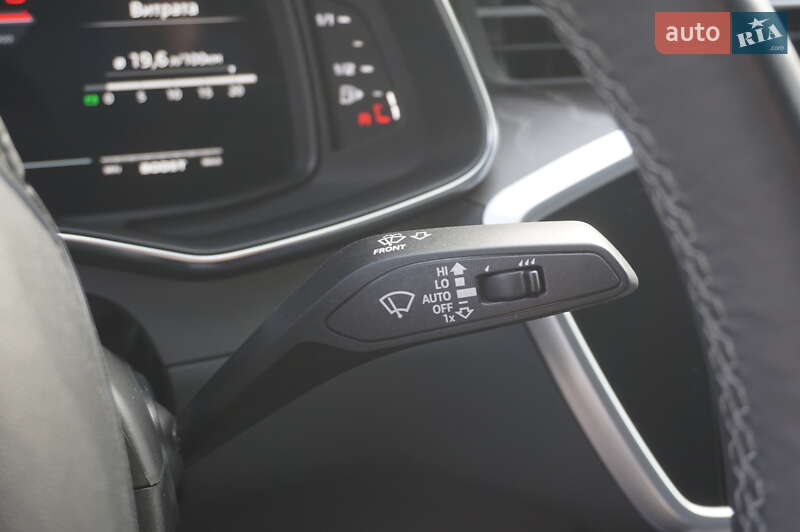 Седан Audi S6 2023 в Одесі