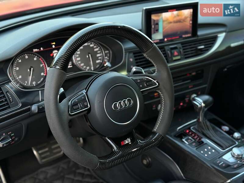 Седан Audi S6 2012 в Білогородці