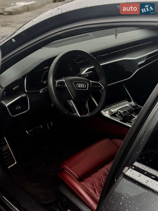 Седан Audi S6 2021 в Чернигове