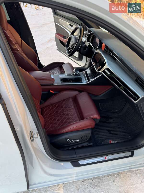 Седан Audi S6 2019 в Киеве