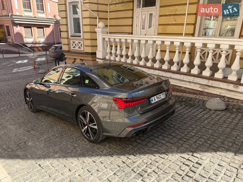 Седан Audi S6 2023 в Києві