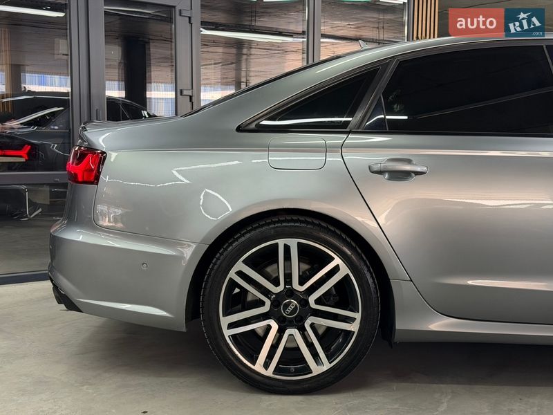 Седан Audi S6 2014 в Одесі