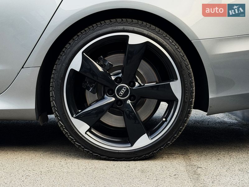 Седан Audi S6 2014 в Киеве