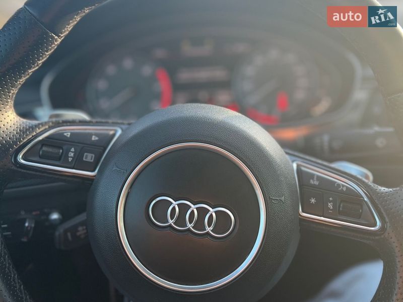 Седан Audi S6 2012 в Львові