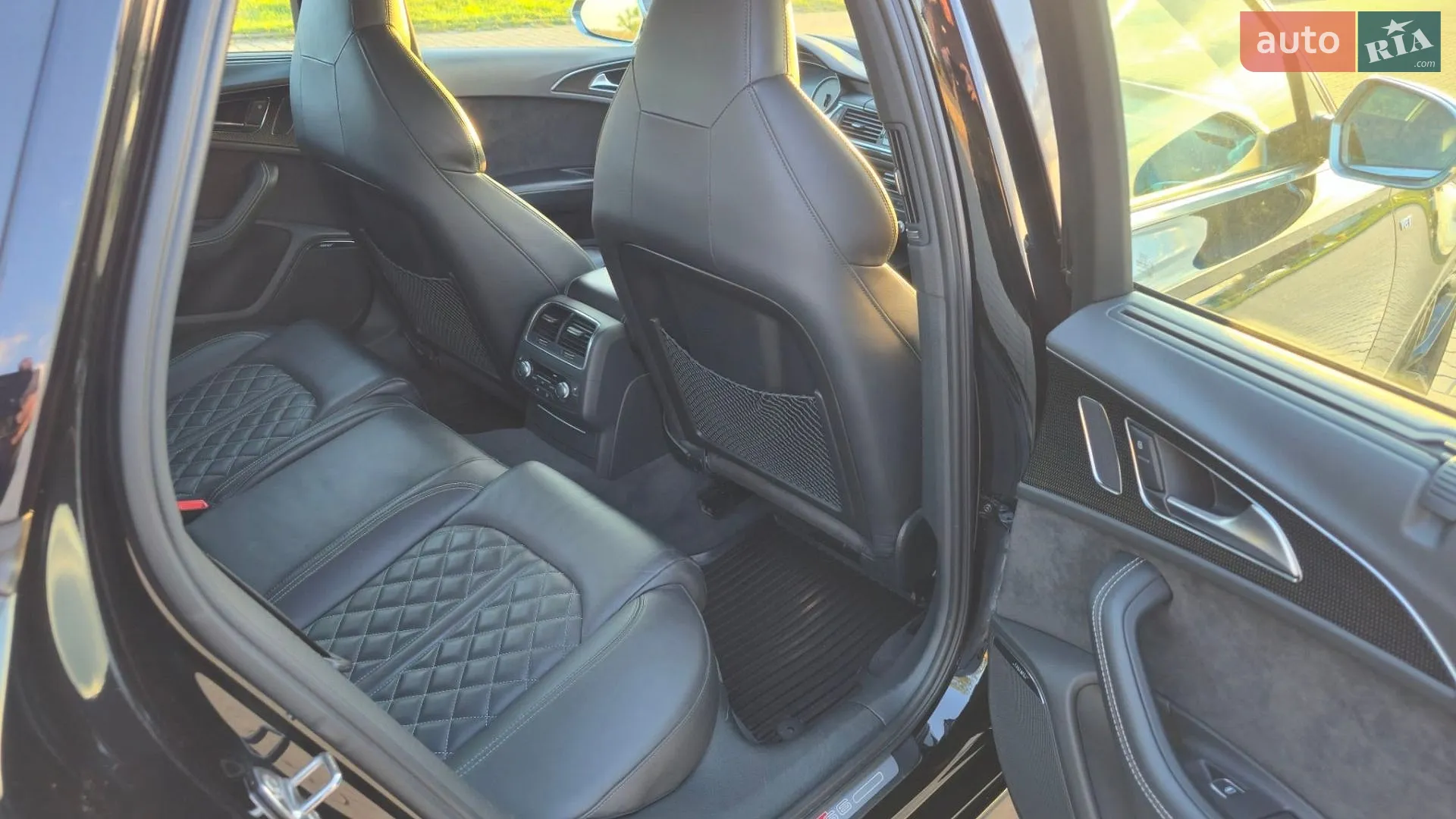 2015 Audi S6 - мініатюра 10