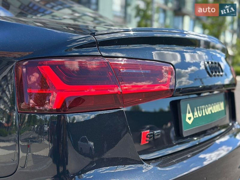 Седан Audi S6 2014 в Киеве