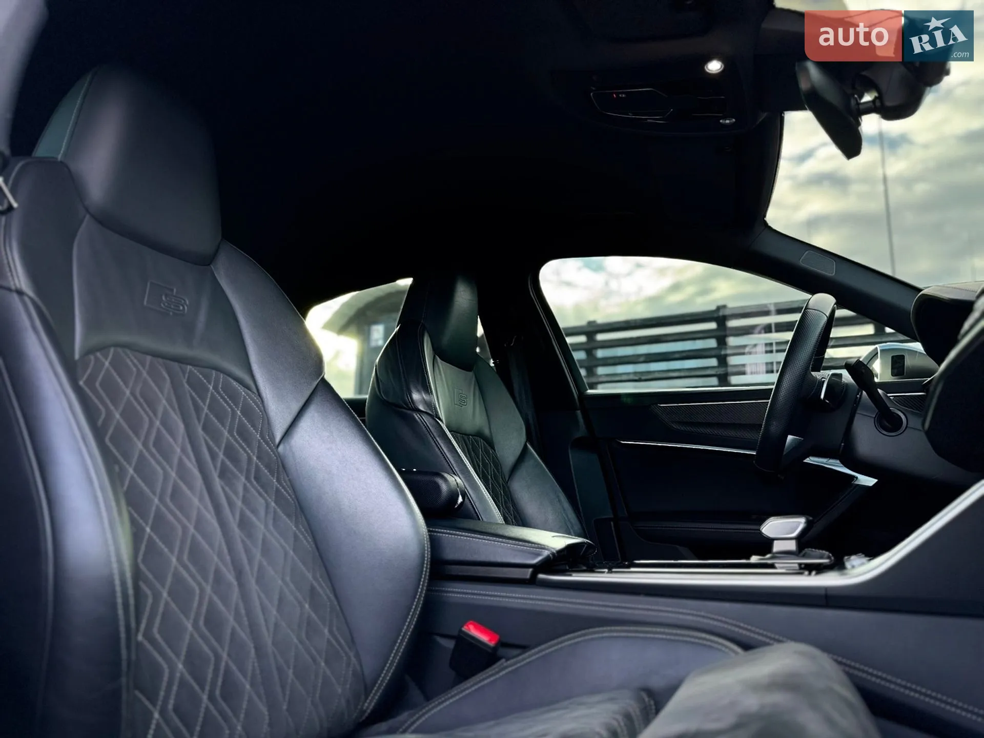 2020 Audi S6 - мініатюра 23